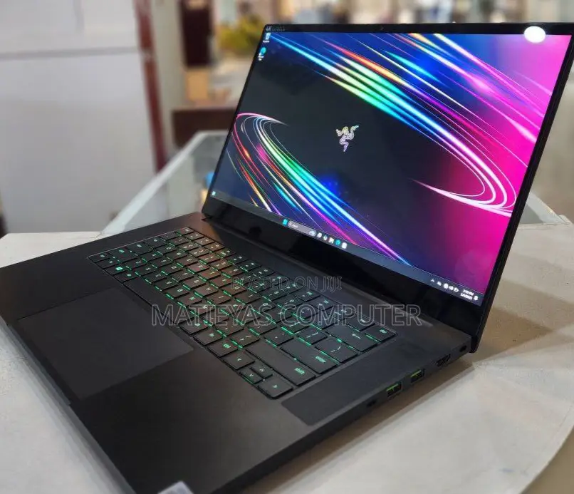 New Laptop HP Omen 16 16GB Intel Core I7 SSD 512GB