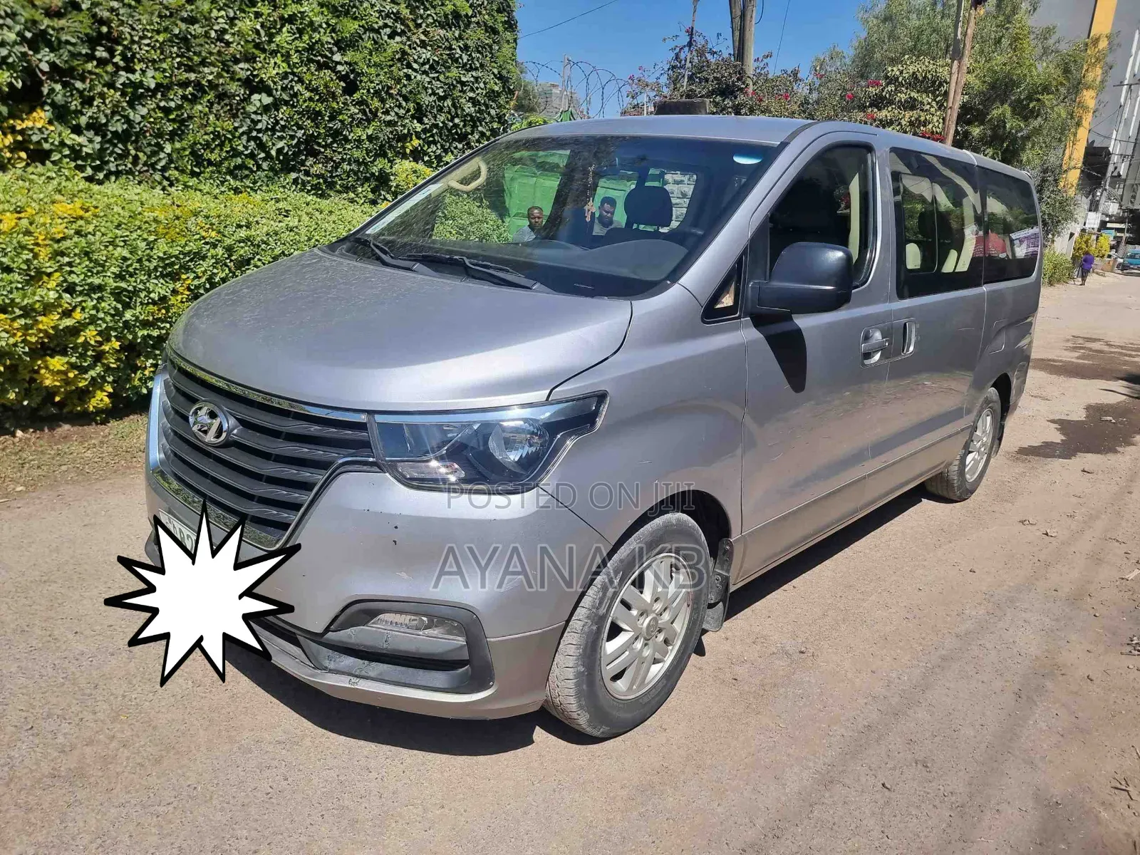 Hyundai H1 2021 Gray