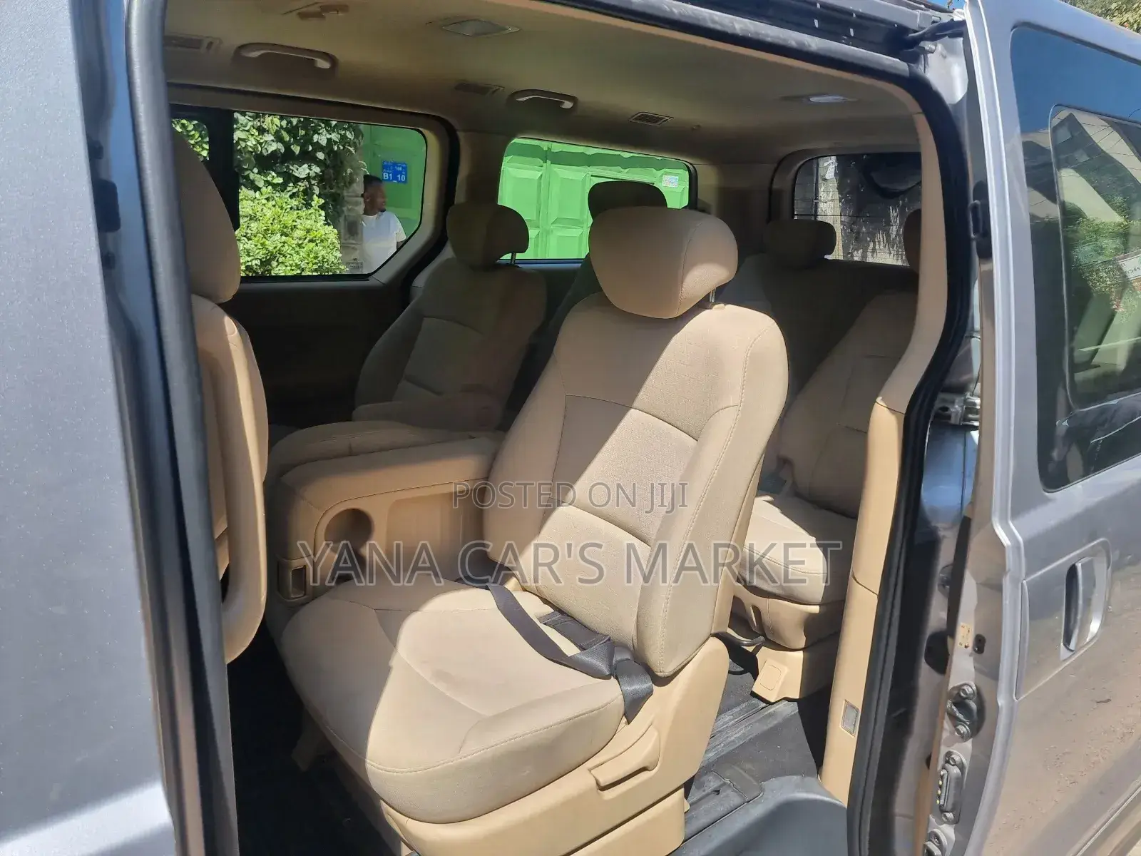 Hyundai H1 2021 Gray