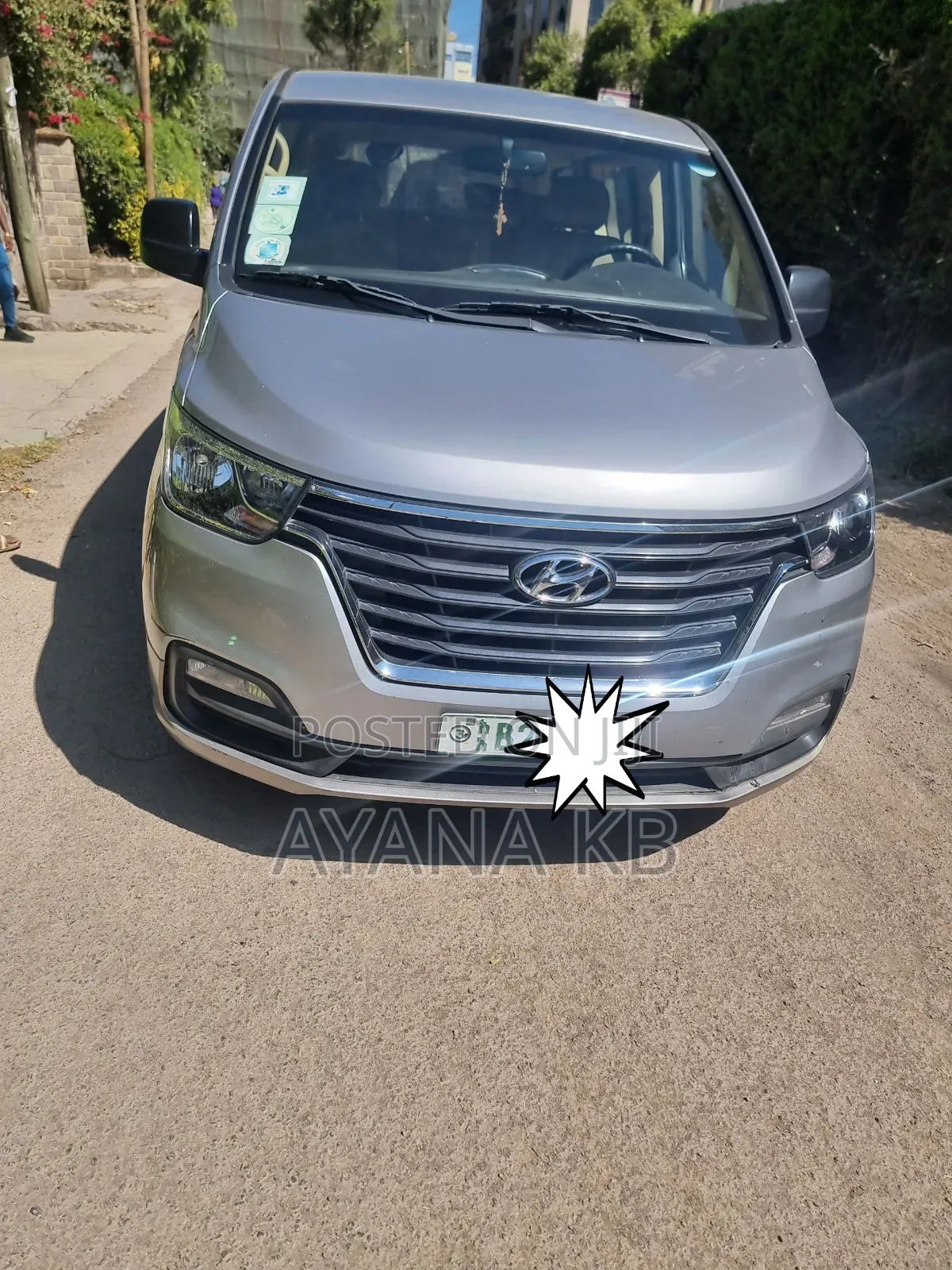 Hyundai H1 2021 Gray