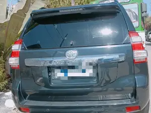 Toyota Land Cruiser Prado 2015 Gray