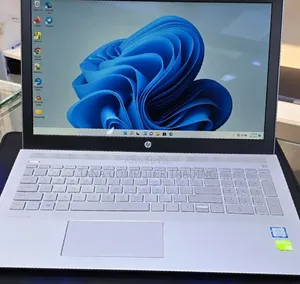 New Laptop HP Pavilion 15 16GB Intel Core I7 SSD 512GB