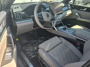 New BYD Tang DM-i 2024 Silver