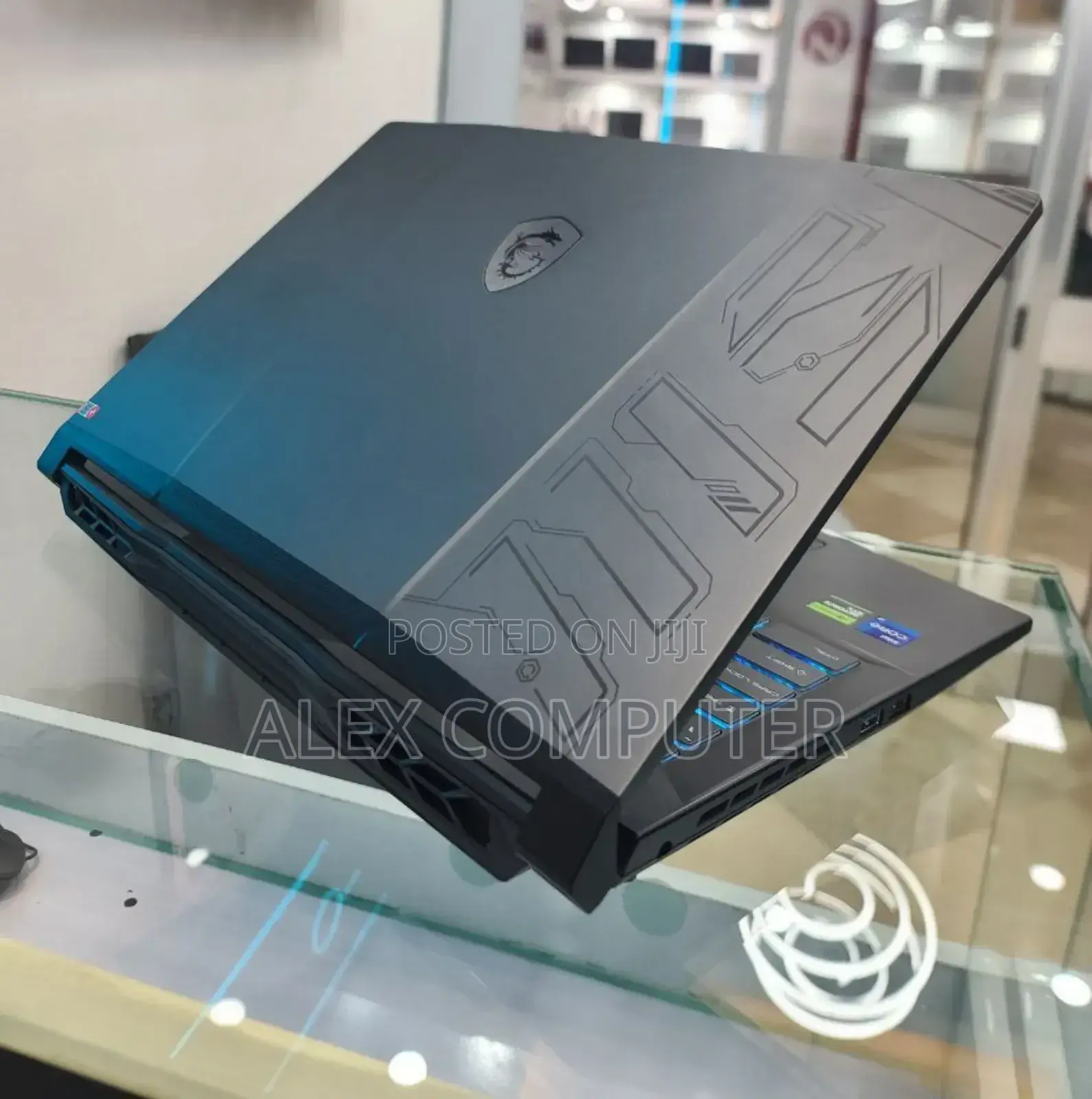 New Laptop MSI MSI Sword 15 16GB Intel Core I7 SSD 1T