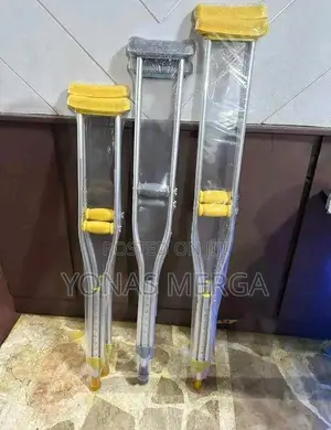 Photo - Crutches一for Adult Walking(Silver,Weight Capacity 150kg) (2)