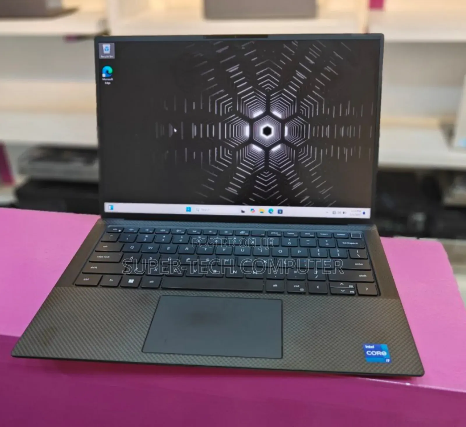 New Laptop Dell Precision 15 7550 32GB Intel Core I7 SSD 512GB