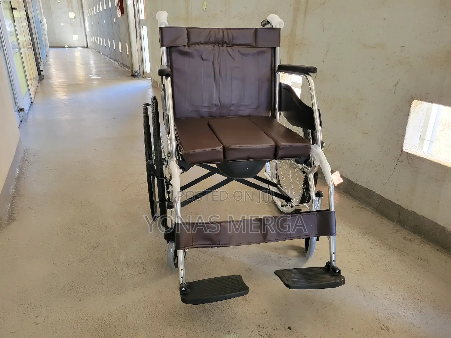 Folding Seat for Easy Traveling Wheelchair葘wheelchair胾ዊልቼር