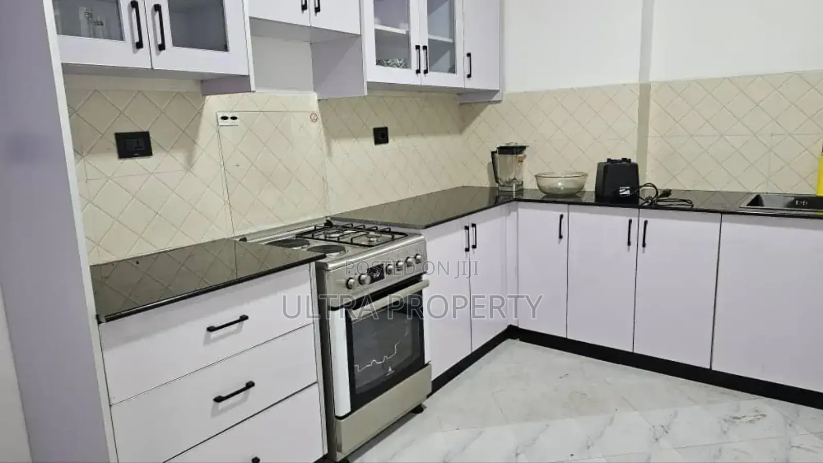 Furnished 4bdrm Apartment in Bole for rent