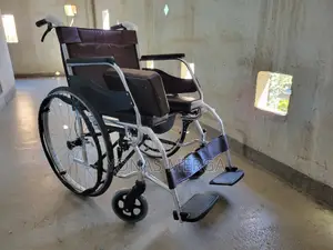 COMFORTABLE U-Cut SEAT:Toilet Wheelchair巷storage Pocketዊልቼር