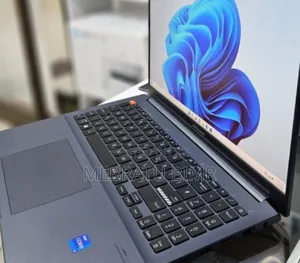 New Laptop Asus Vivobook 16 20GB Intel Core I7 SSD 512GB