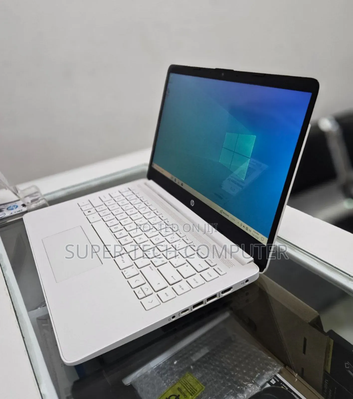 New Laptop HP Stream Notebook 4GB Intel Celeron SSD 72GB