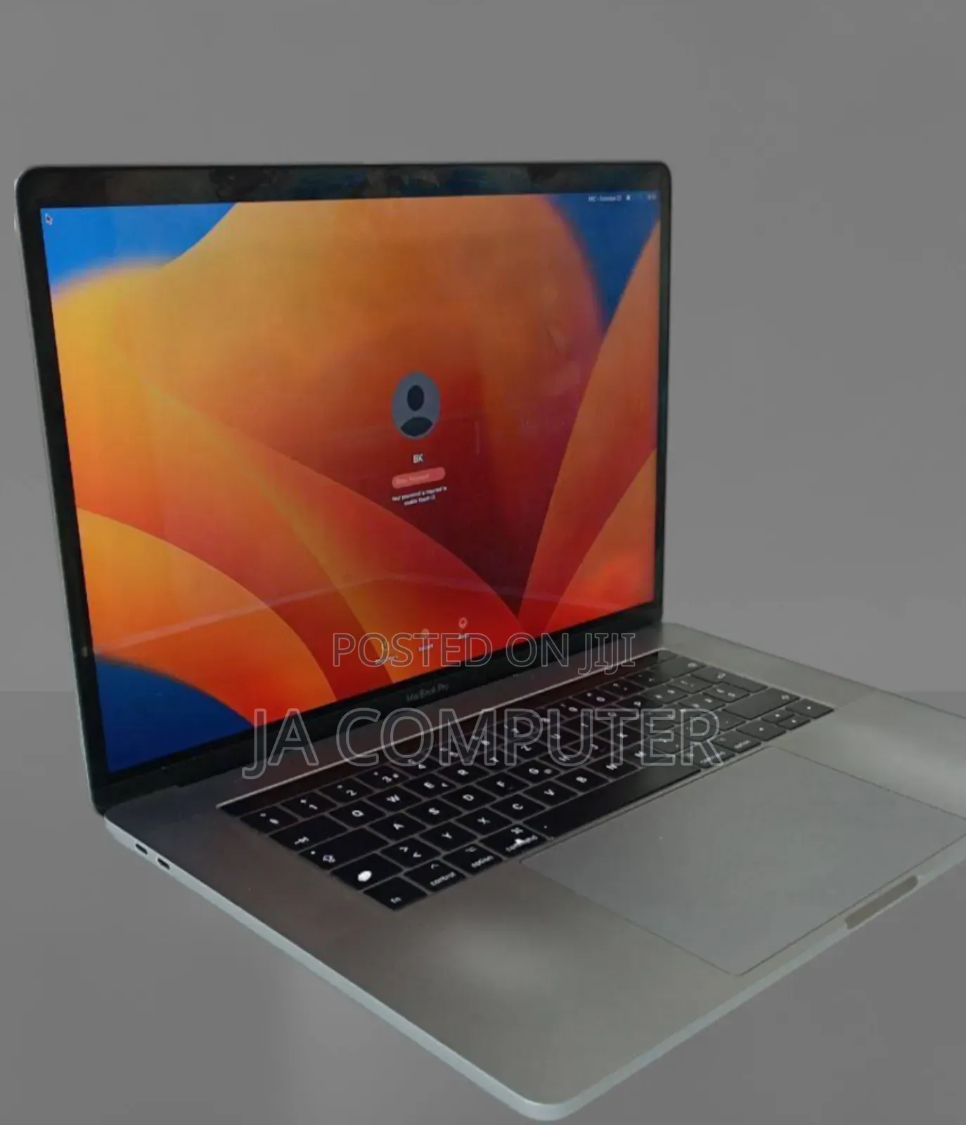 New Laptop Apple MacBook Pro 2017 16GB Intel Core I7 SSD 512GB