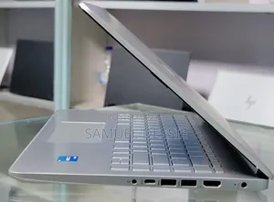 New Laptop HP Stream Notebook 8GB Intel Core I5 SSD 512GB