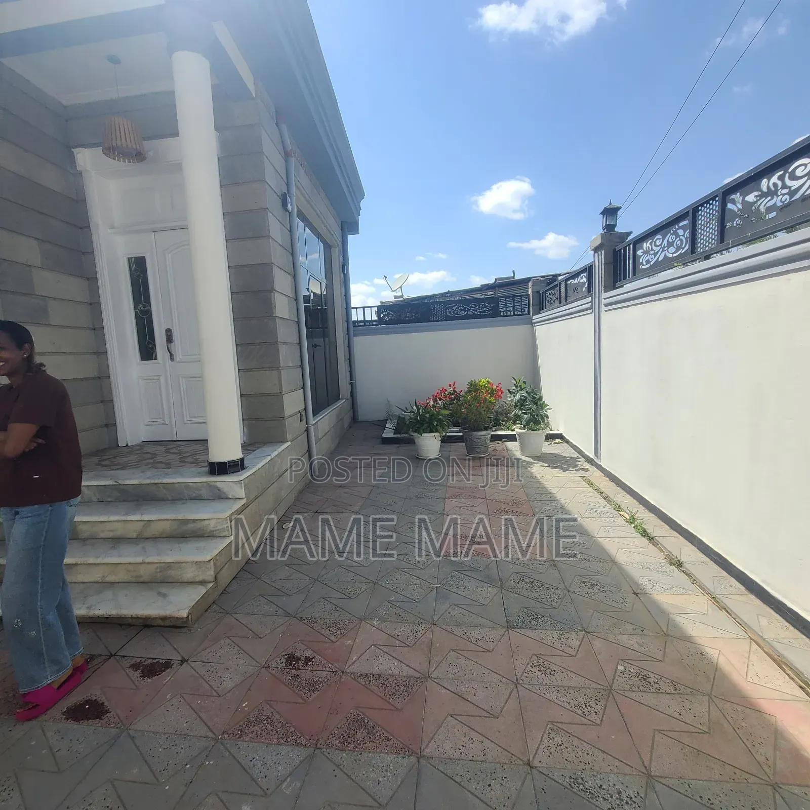 5bdrm Villa in Addis Abeba, Bole for rent