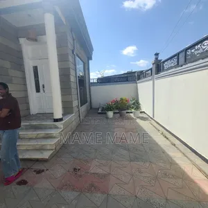 5bdrm Villa in Addis Abeba, Bole for rent