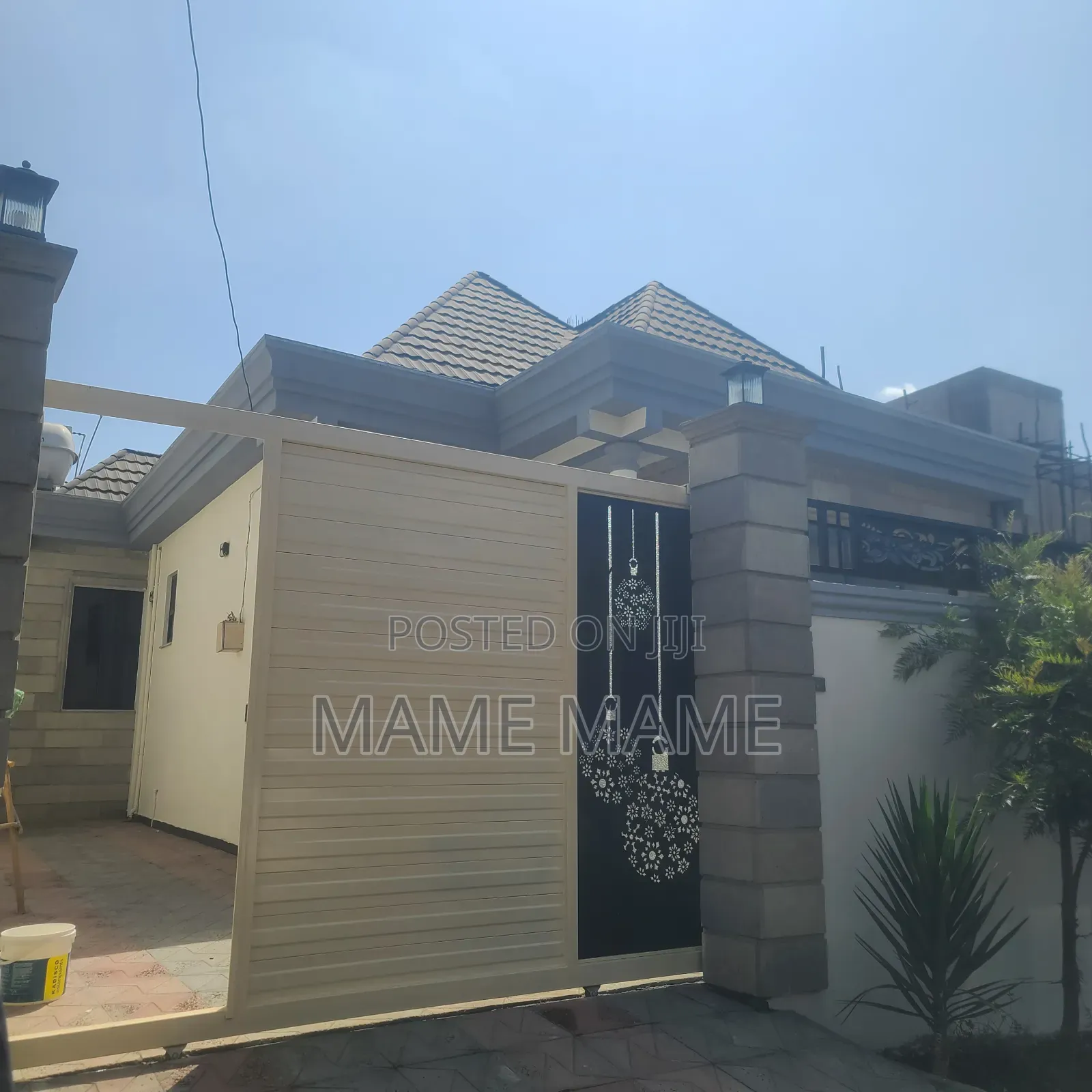 5bdrm Villa in Addis Abeba, Bole for rent