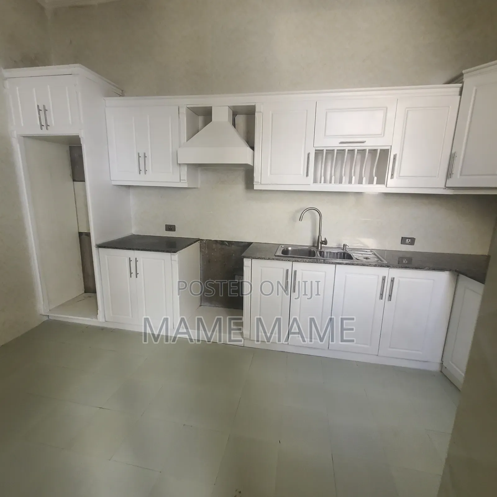 5bdrm Villa in Addis Abeba, Bole for rent