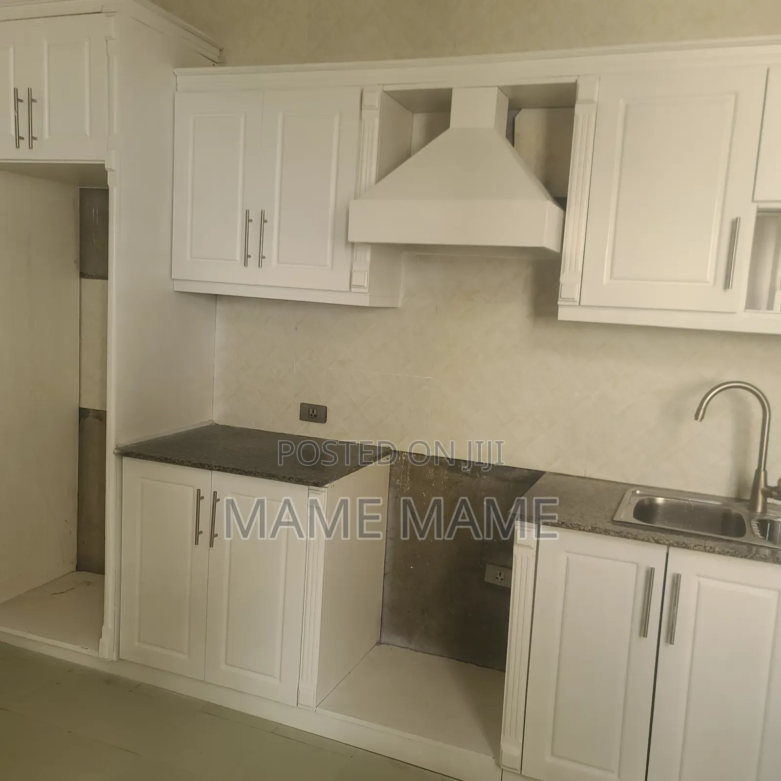 5bdrm Villa in Addis Abeba, Bole for rent