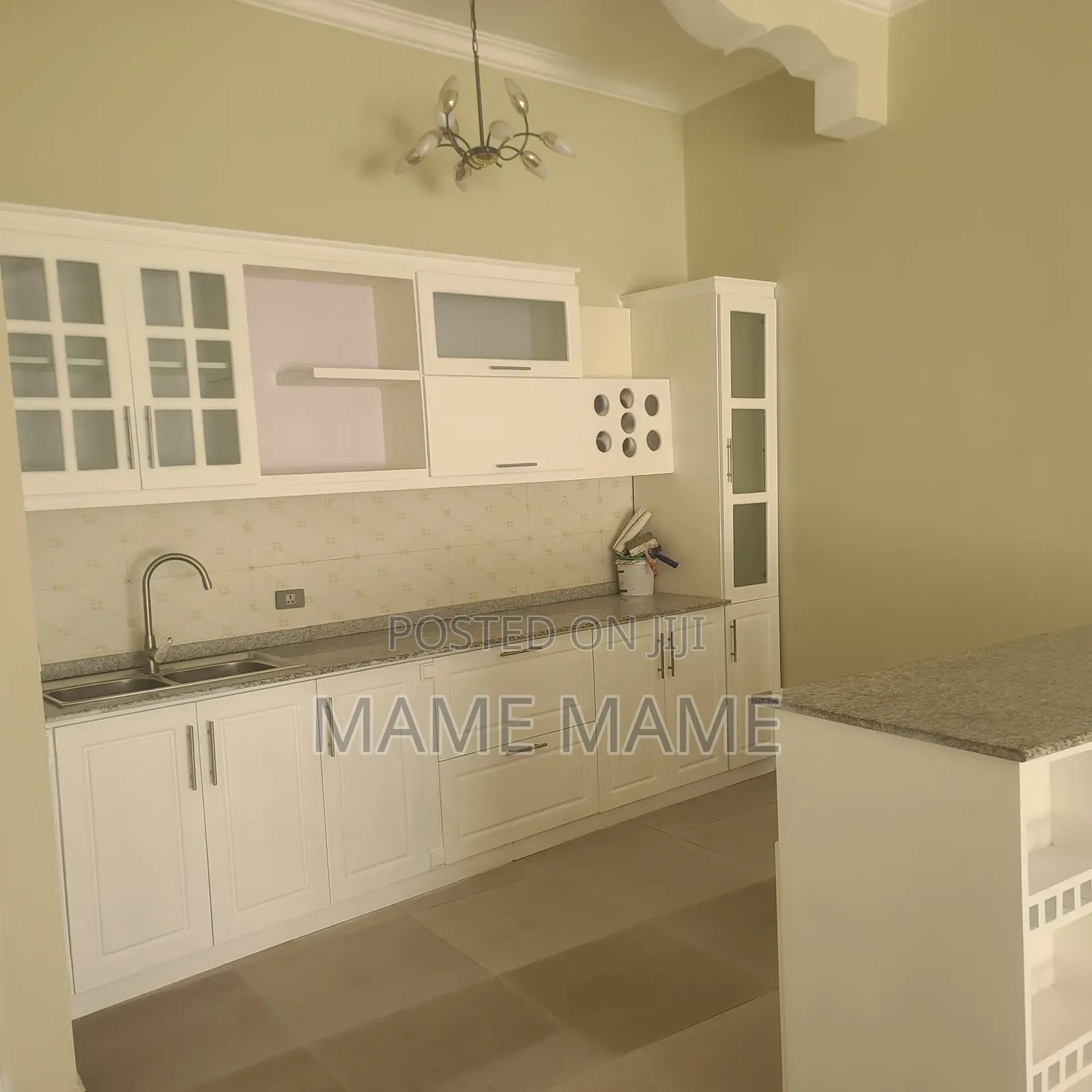 5bdrm Villa in Addis Abeba, Bole for rent