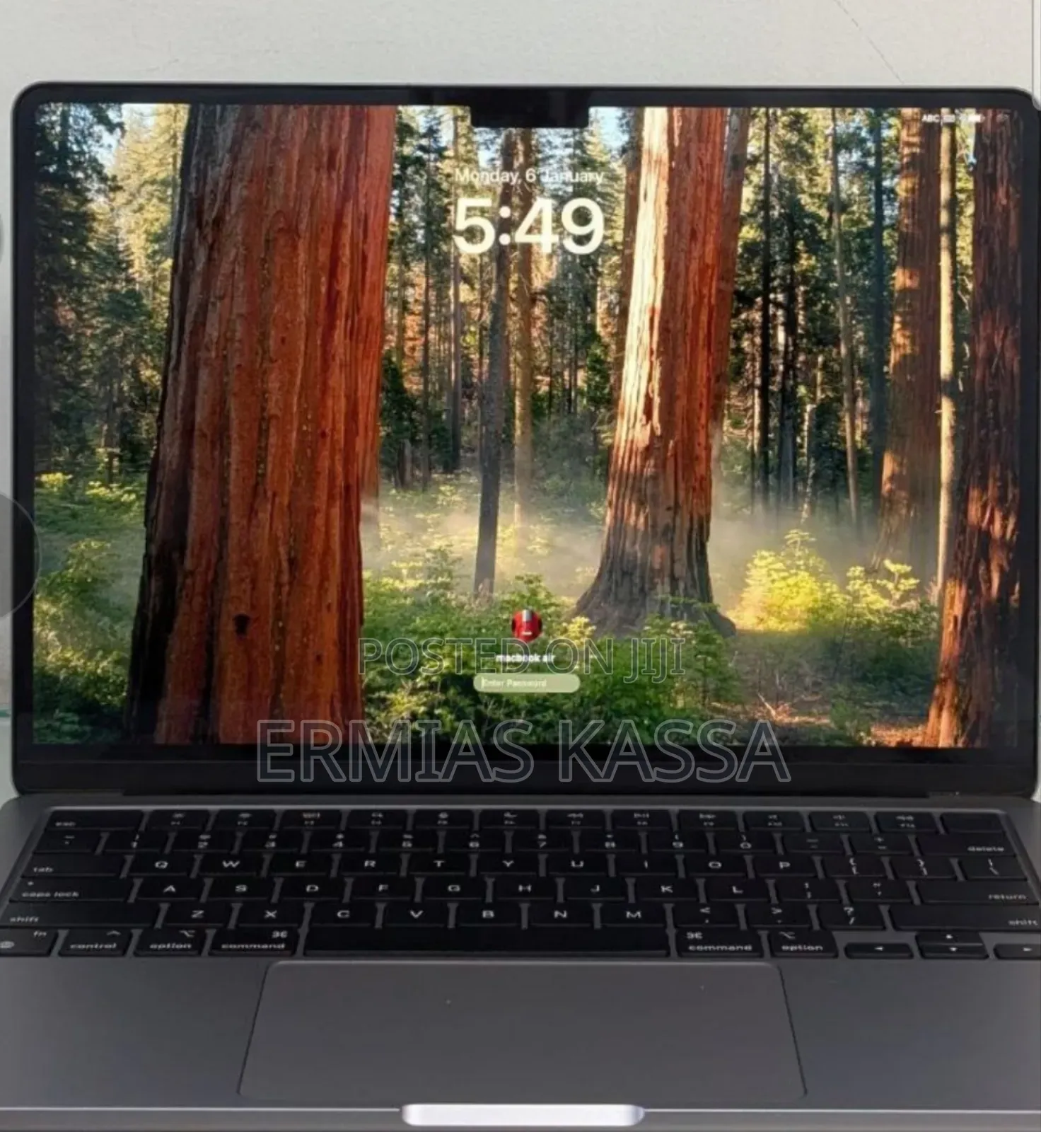 New Laptop Apple MacBook Air 2023 M2 8GB Apple M2 SSD 256GB