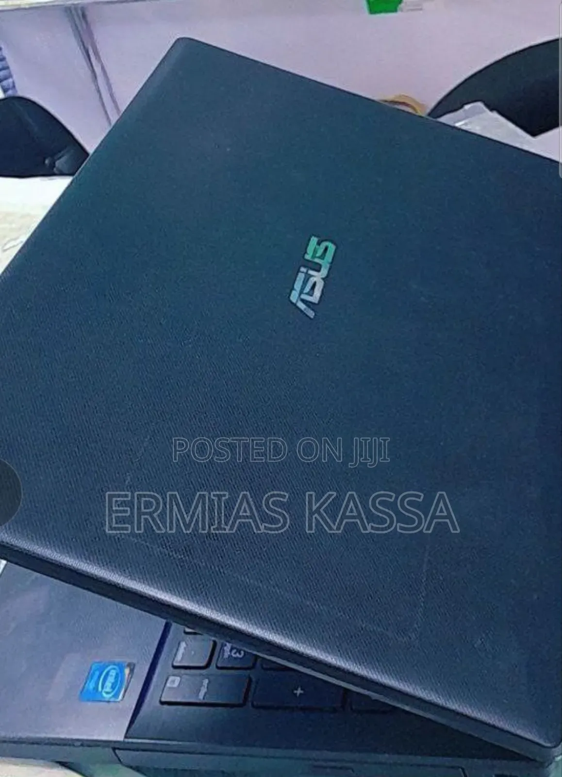 New Laptop Asus NX90JN 4GB Intel Celeron HDD 500GB