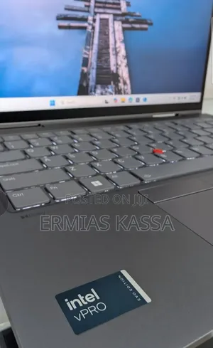 New Lenovo ThinkPad X1 Carbon Gen11 16GB Intel Core Ultra 7 SSD 1T