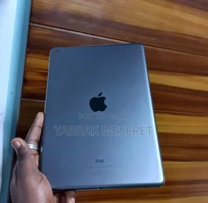 New Apple iPad 10.2 (2021) 64 GB Silver