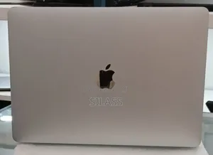 New Laptop Apple MacBook Pro 2020 8GB Intel Core I5 SSD 256GB