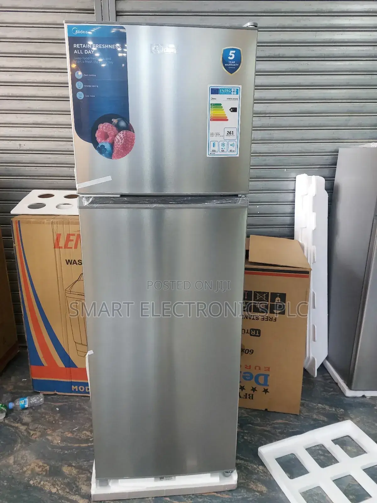 Media Refrigerator 414l