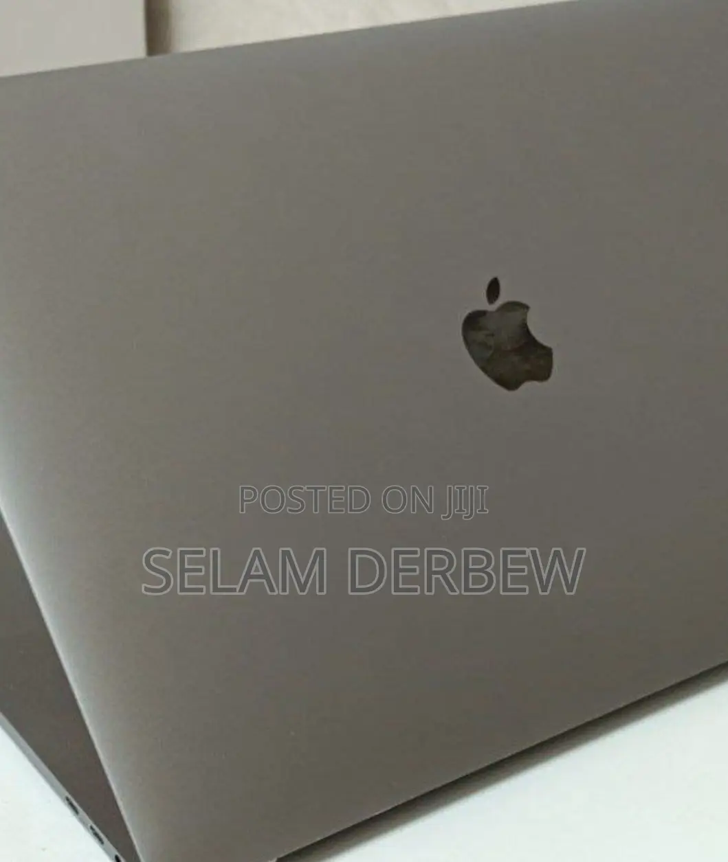 New Laptop Apple MacBook Pro 2017 16GB Intel Core I7 SSD 512GB