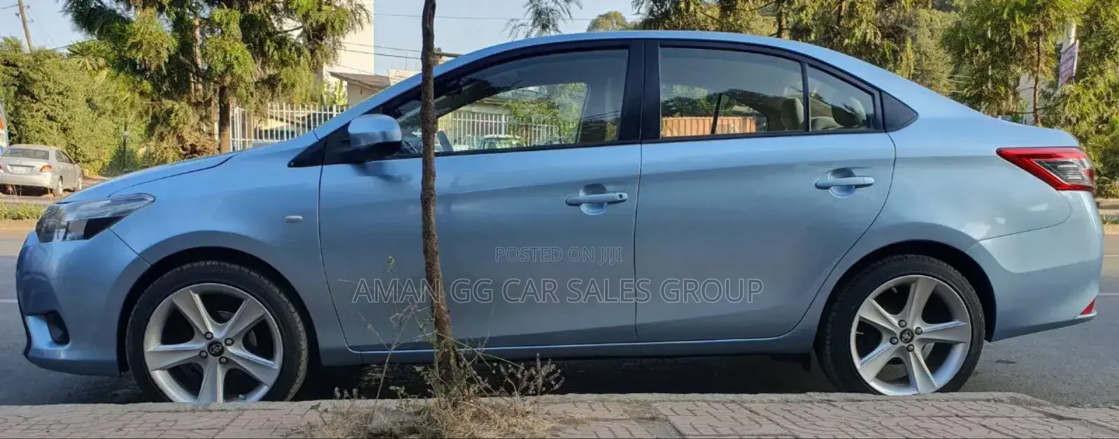 Toyota Yaris 2016 Blue