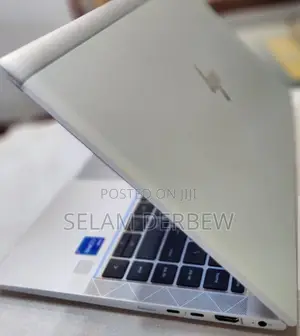 New Laptop HP EliteBook 840 G8 16GB Intel Core I7 SSD 512GB