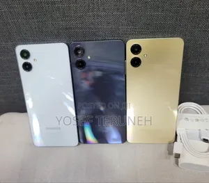 Photo - New Samsung Galaxy A06 64 GB Black