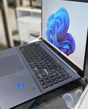 New Laptop Asus VivoBook 15 X505BA 20GB Intel Core I7 SSD 512GB