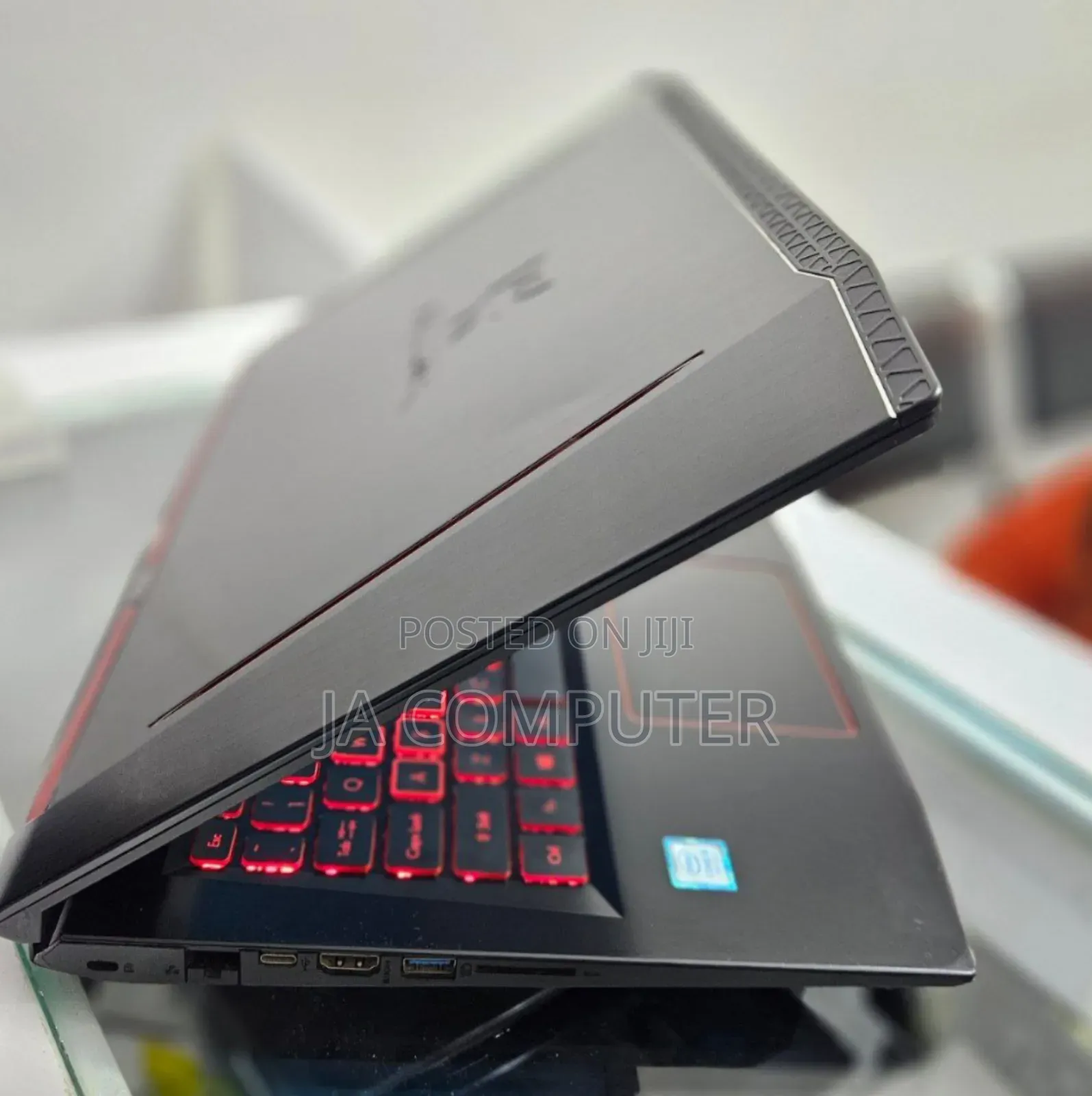 New Laptop Acer Nitro 5 8GB Intel Core I5 SSHD (Hybrid) 1.5T