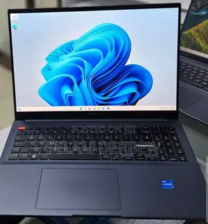 Photo - New Laptop Asus Vivobook 16 16GB Intel Core I7 SSD 512GB