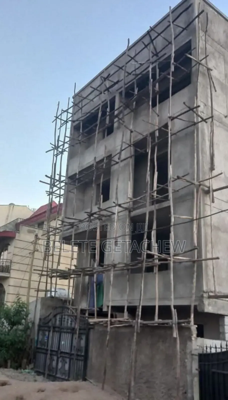 Ayat, G+3 Unfinished House 90sqm