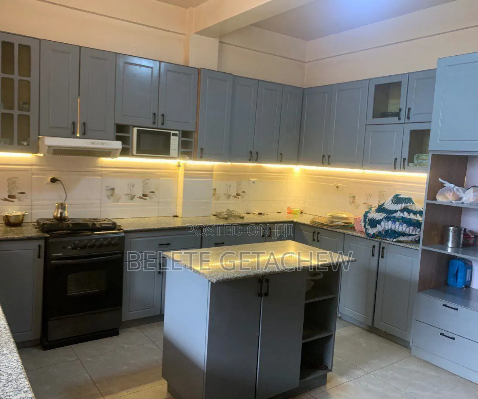 5bdrm House in Semit 72, G+3 Luxury, Bole for sale