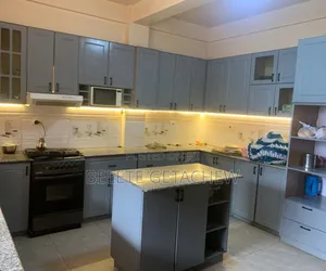5bdrm House in Semit 72, G+3 Luxury, Bole for sale