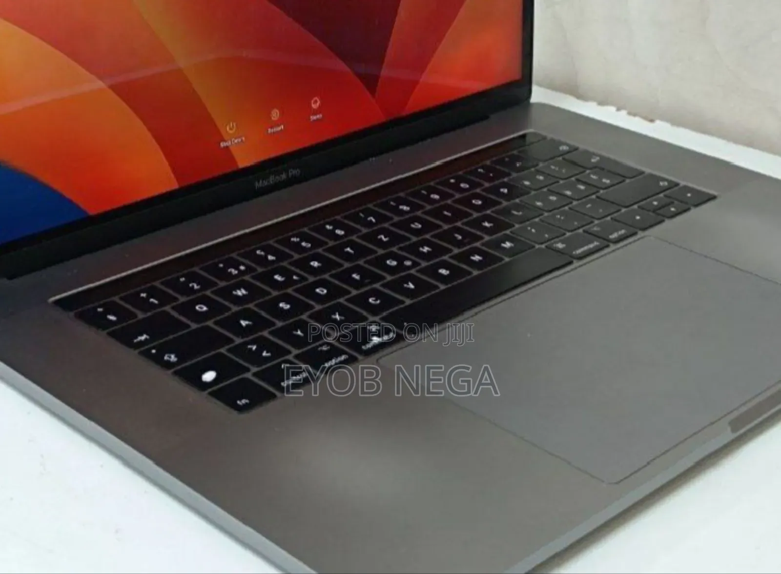 New Laptop Apple MacBook Pro 2017 16GB Intel Core I7 SSD 512GB