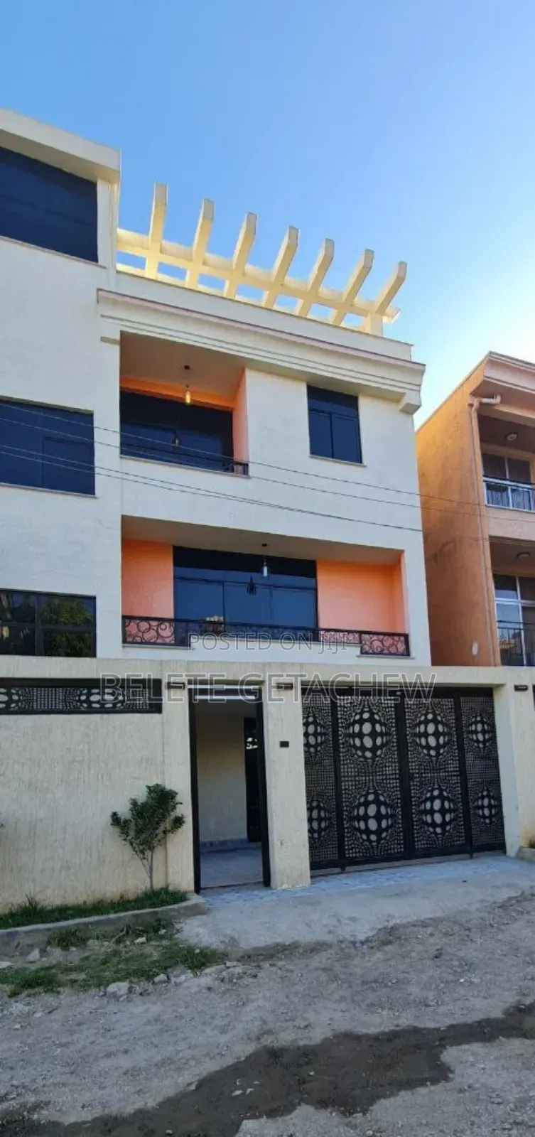 8bdrm House in Ayat, G+3 Luxury, Bole for sale