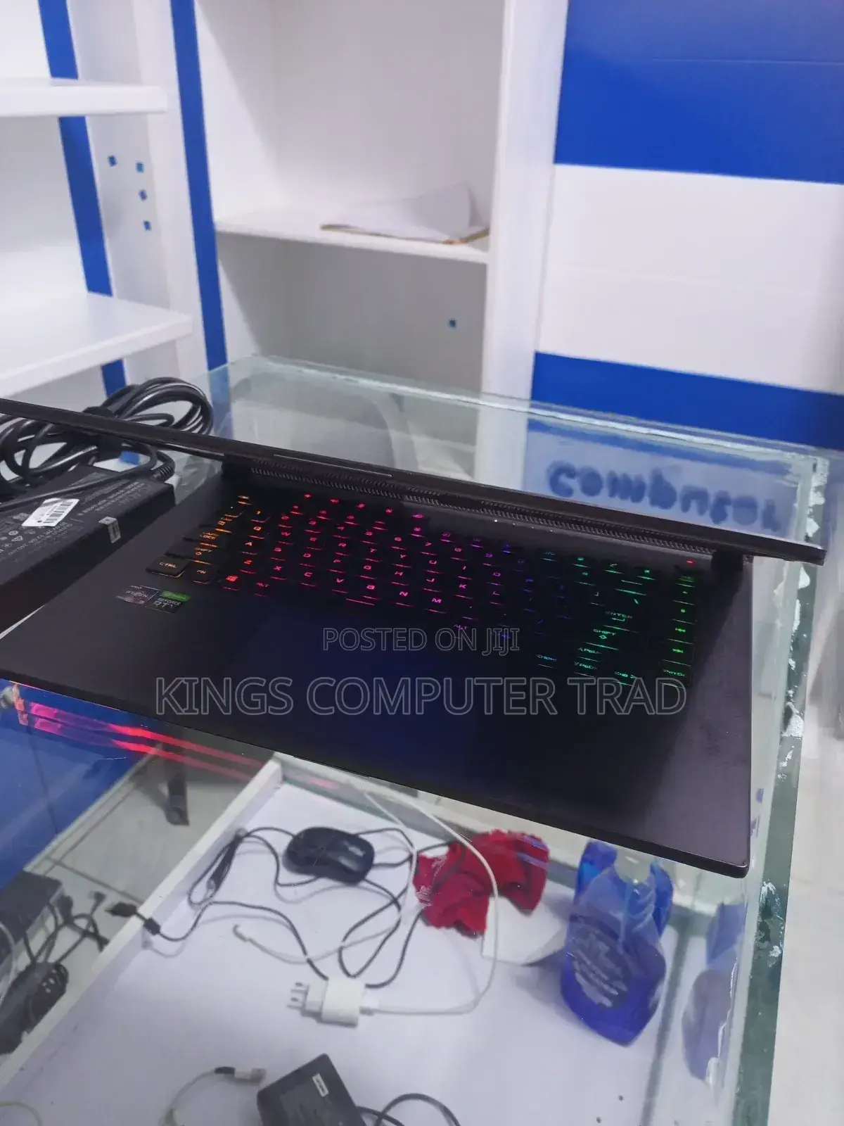 New Laptop Asus ROG Strix G17 32GB AMD Ryzen 9 SSD 1T