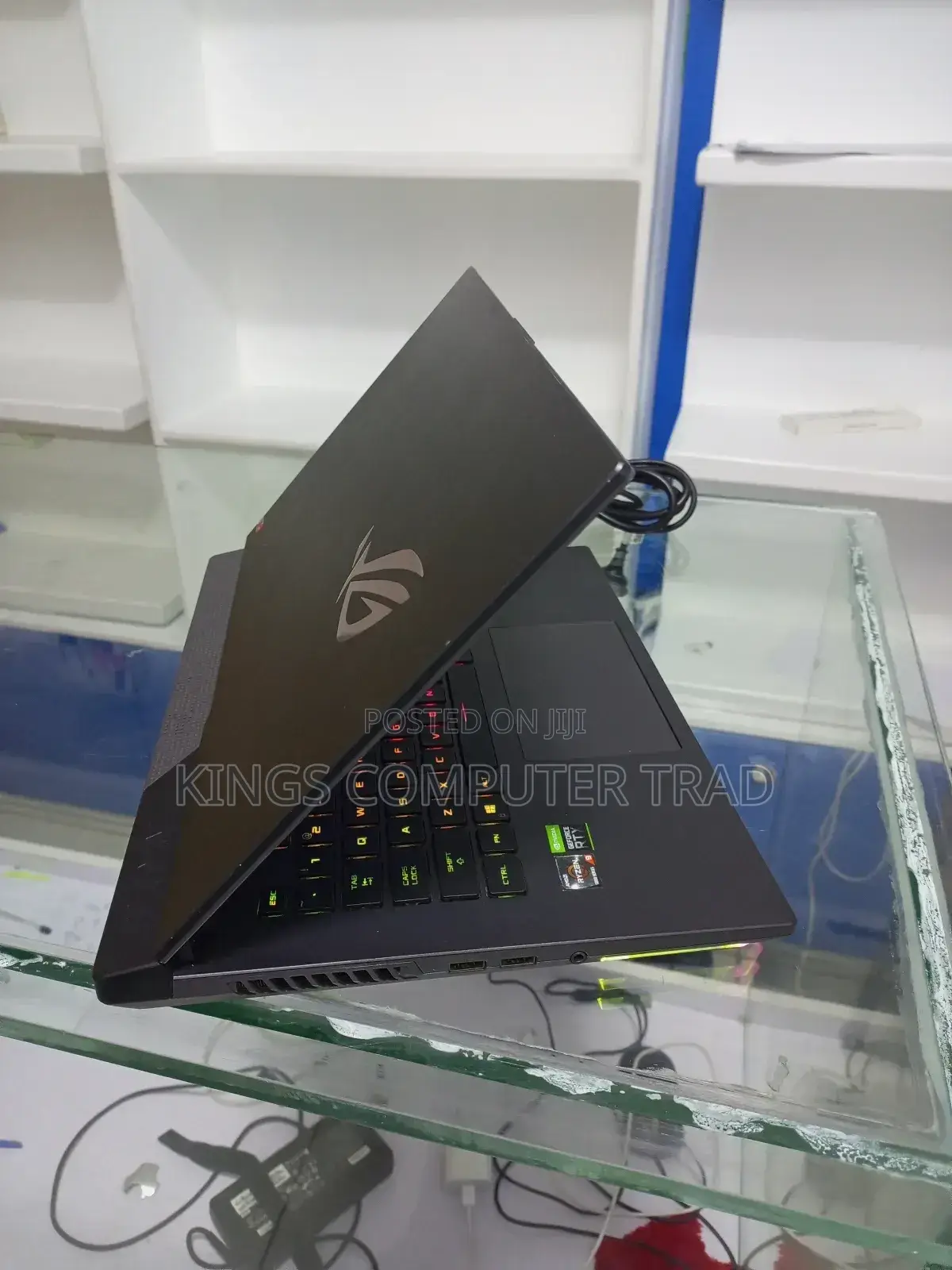 New Laptop Asus ROG Strix G17 32GB AMD Ryzen 9 SSD 1T