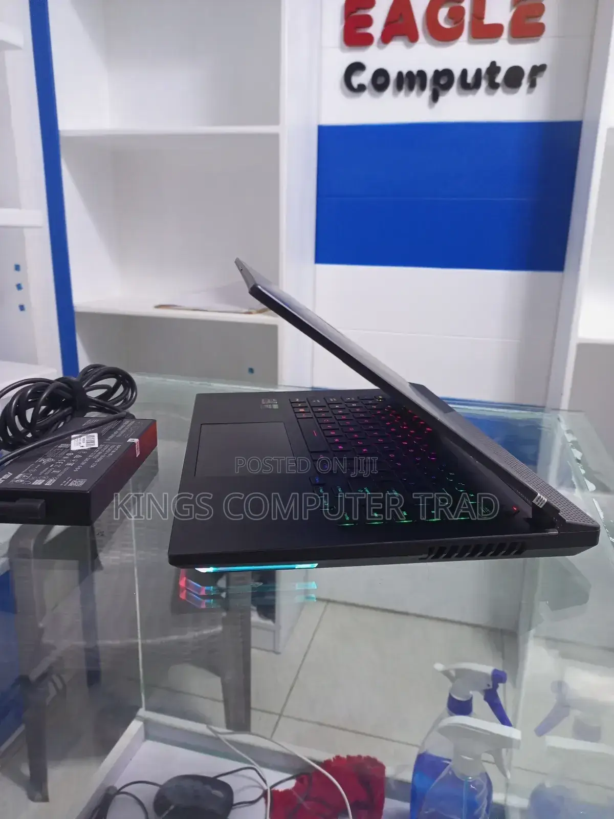 New Laptop Asus ROG Strix G17 32GB AMD Ryzen 9 SSD 1T