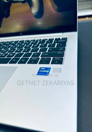 New Laptop HP EliteBook 840 10 16GB Intel Core I7 SSD 512GB