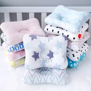 Photo - የአራስ ትራስ ካልሲ ጓንት (3 in 1)