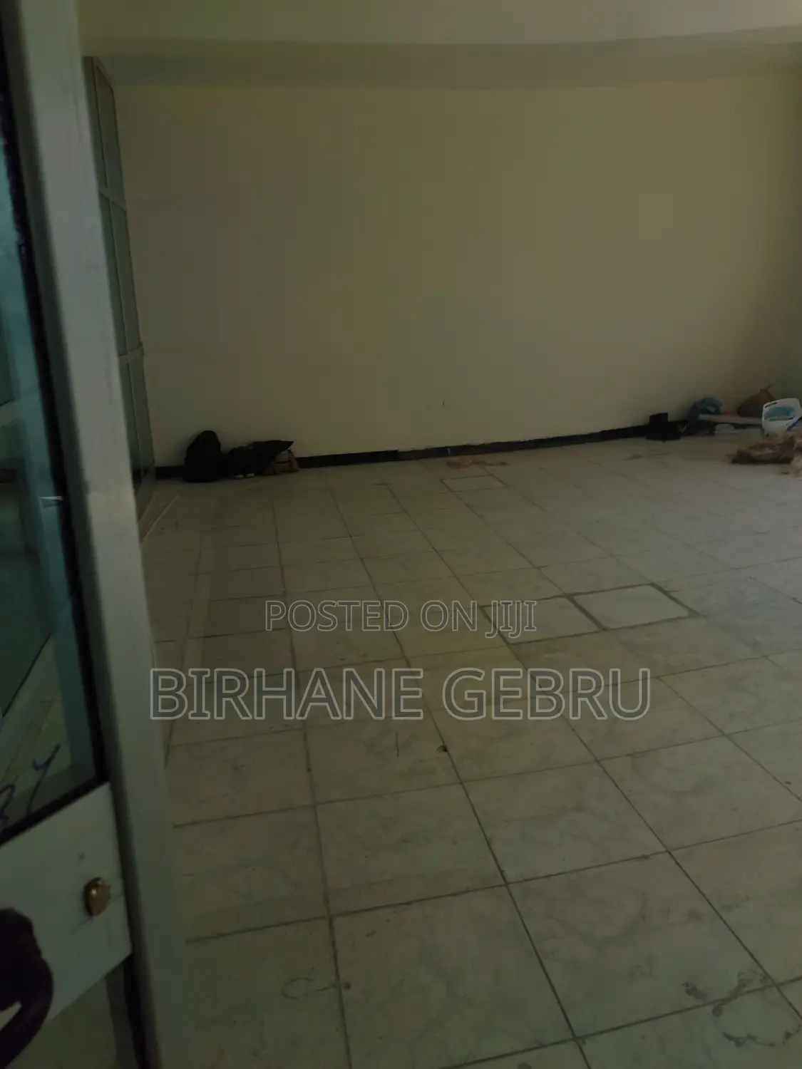 Luxury Apartiment Rent for Office