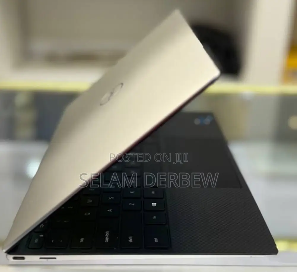 New Laptop Dell XPS 13 16GB Intel Core I7 SSD 512GB