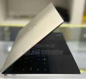 New Laptop Dell XPS 13 16GB Intel Core I7 SSD 512GB