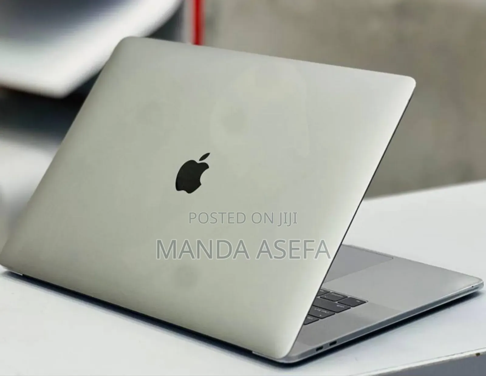 New Laptop Apple MacBook Pro 2016 16GB Intel Core I7 SSD 500GB